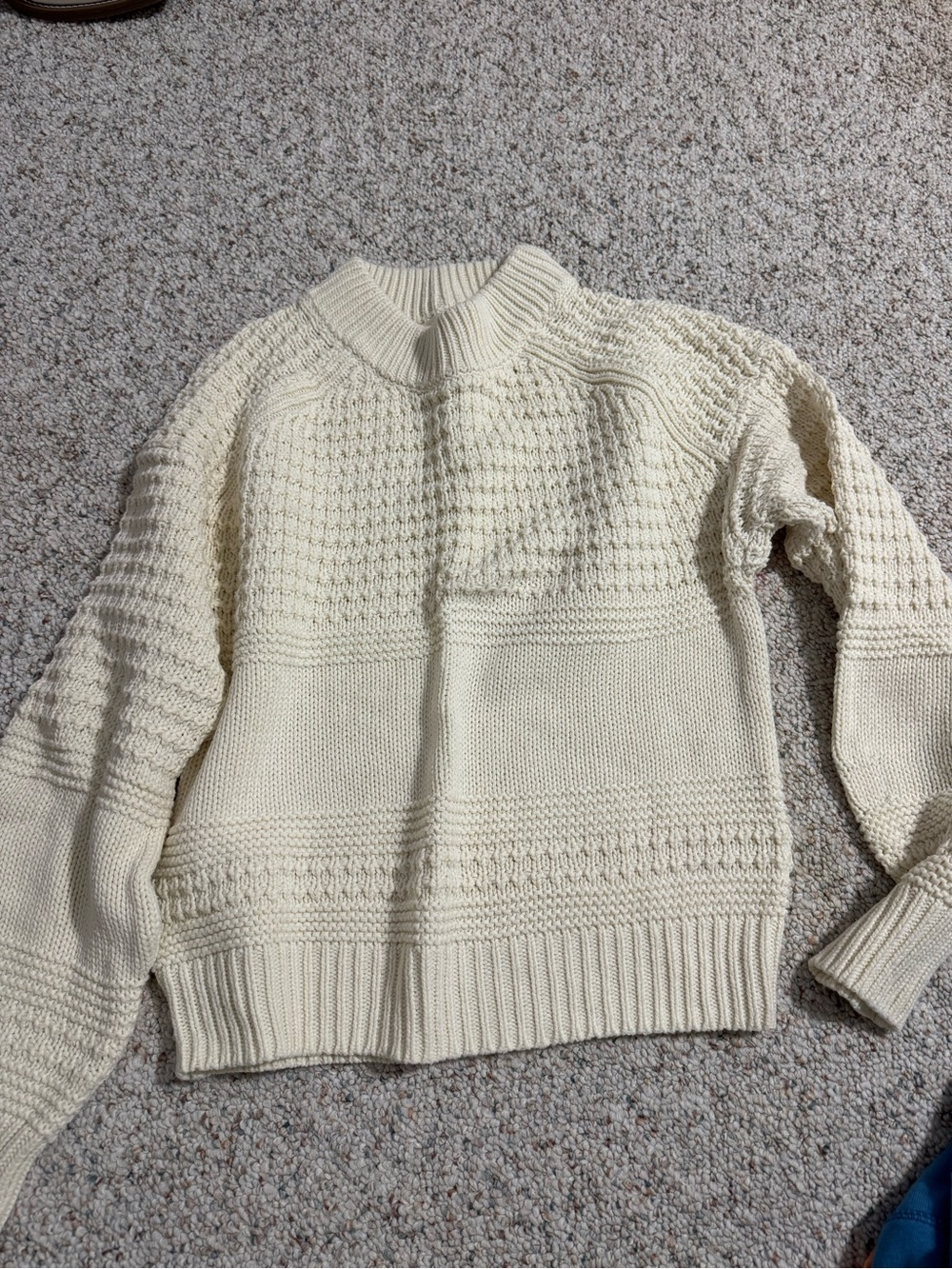 Universal Thread Cream Textured Knit Turtleneck Sweater